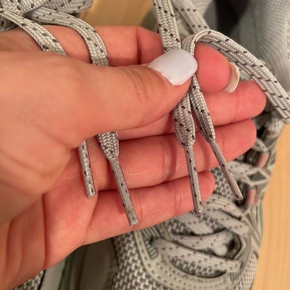 ASICS Running Shoes - Picture 7 of 10